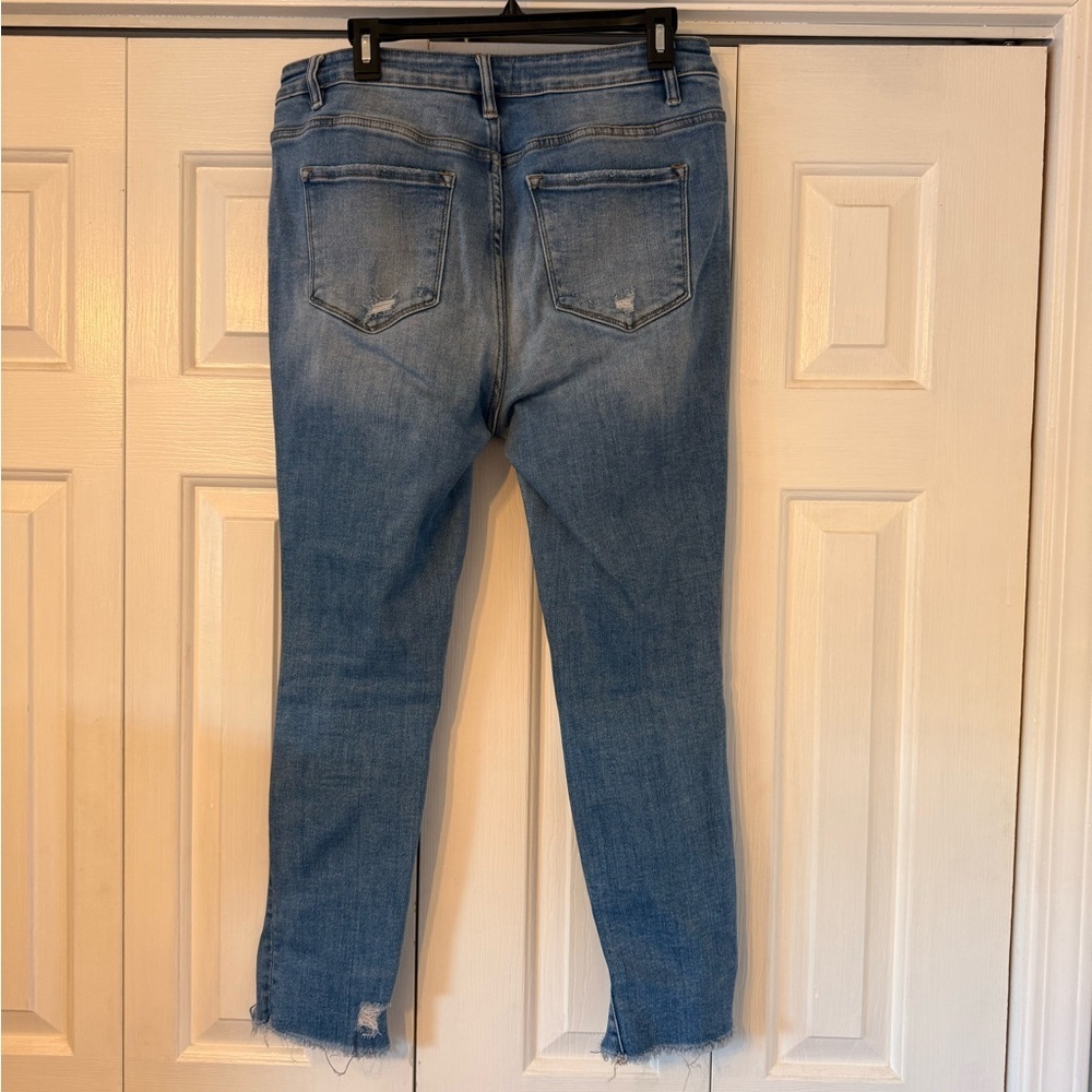 Altar’d State Distressed Stretch Button‑Fly Jeans – Size 31 - Picture 3 of 4